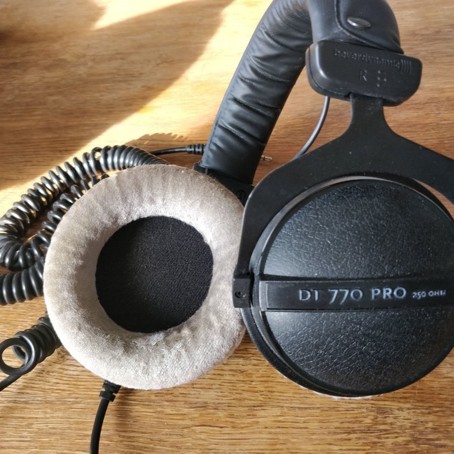 Beyerdynamic DT 770 PRO 250ohm