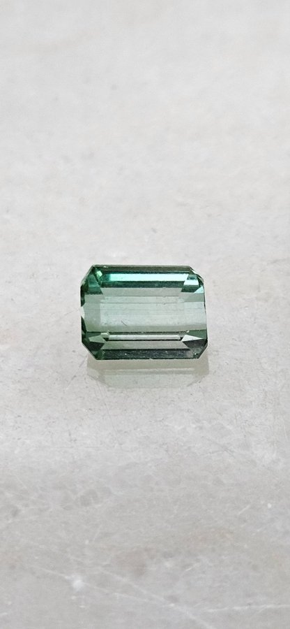 Naturlig Ljusgrön Turmalin 1.73Ct