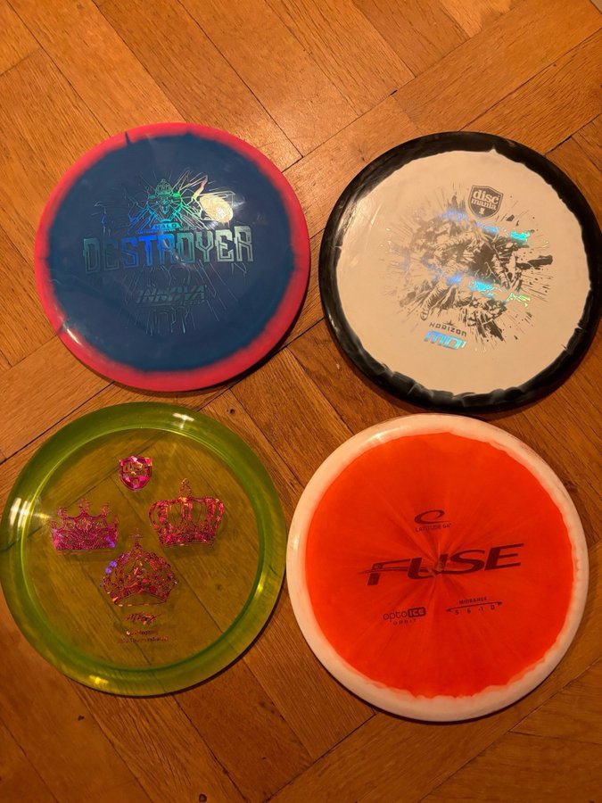 Discgolf - Innova Destroyer, Discmania MD1, Latitude 64 Fuse, MVP Crown