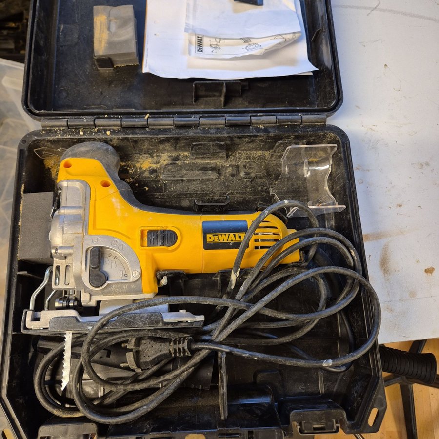 DEWALT DW333K -QS Snickare Såg