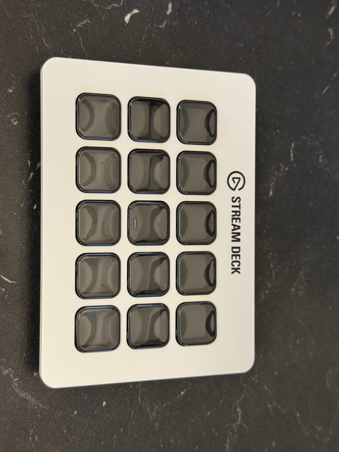 Elgato Stream Deck MK.2 - vit