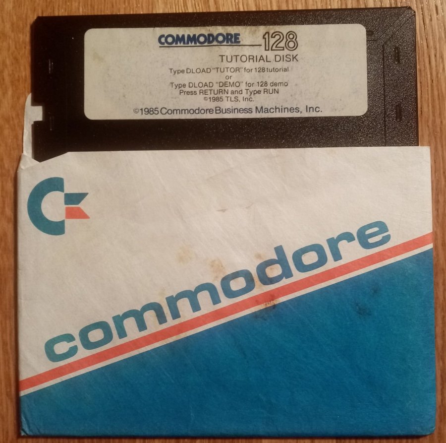 Commodore 128 Tutorial Disk (CBM) ->TESTAD<-