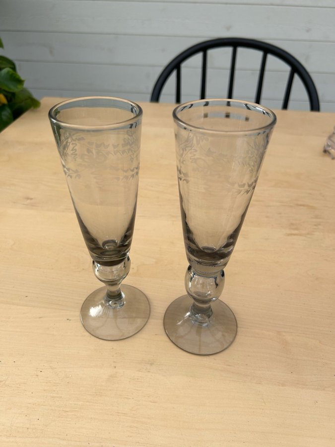 2 champagneglas Reijmyre Antik