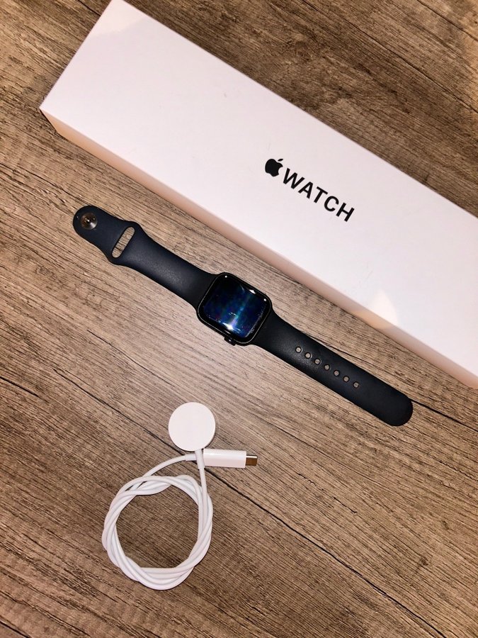 Apple Watch SE (2nd Gen)