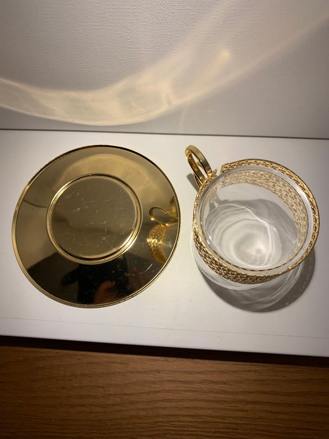 Iittala Karaatti Timo Sarpaneva Finland 2 gyllene muggar med fat vintage