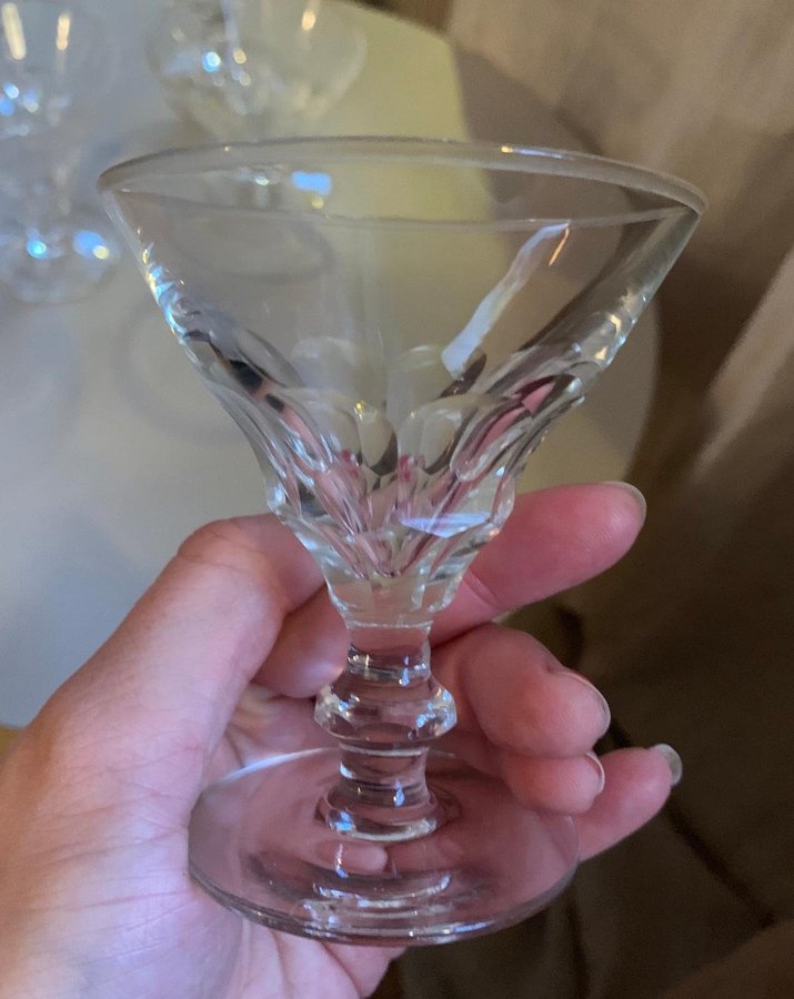 Likörglas i kristall med etsad kant