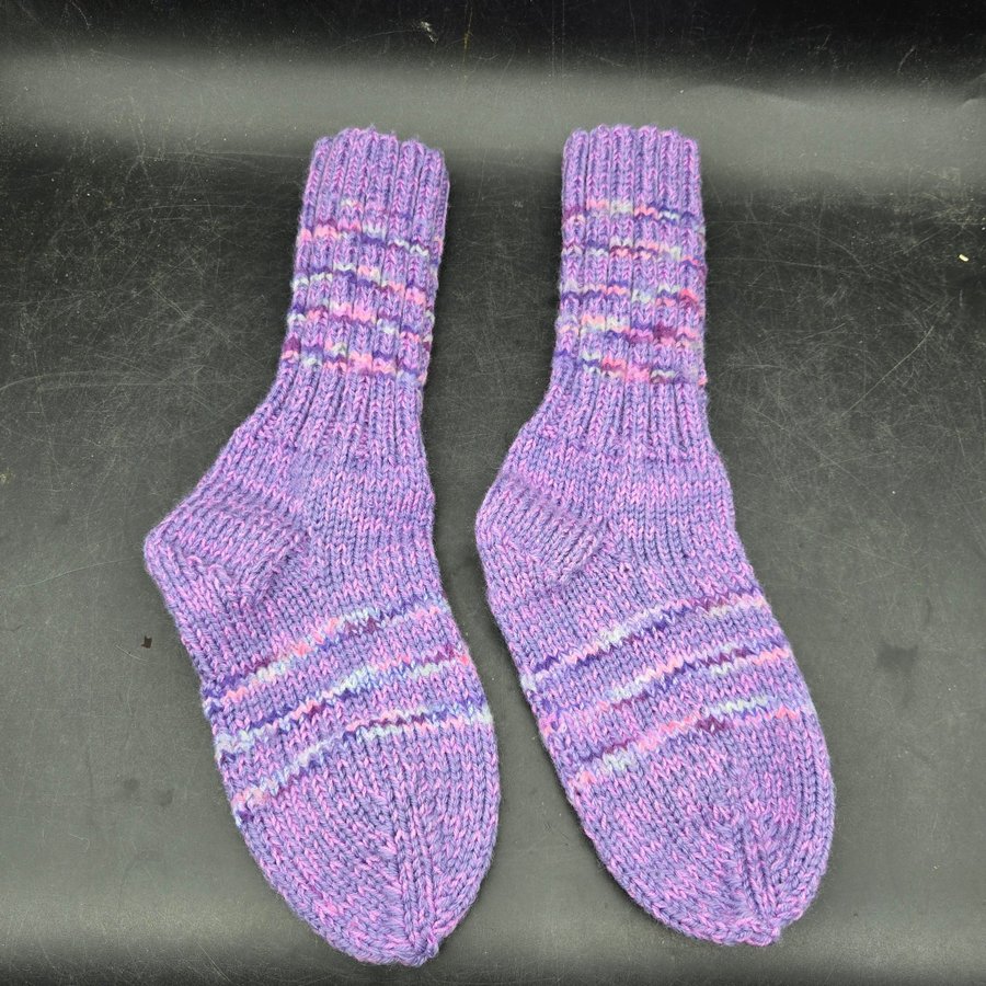 Nya Hemstickade Raggsockor/Sockor/Stickade Strumpor storlek 38-39