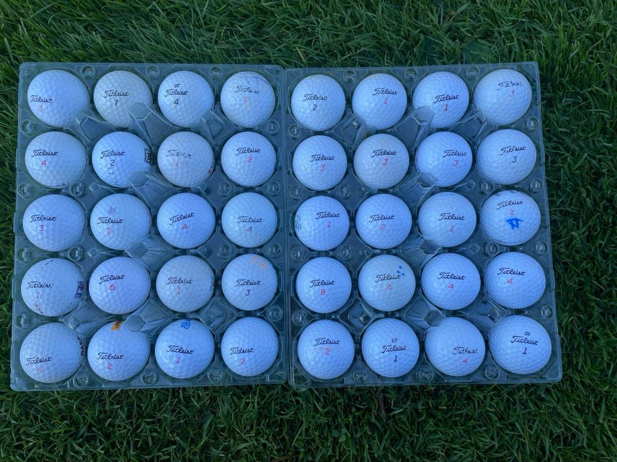 40st Titleist mix golfbollar