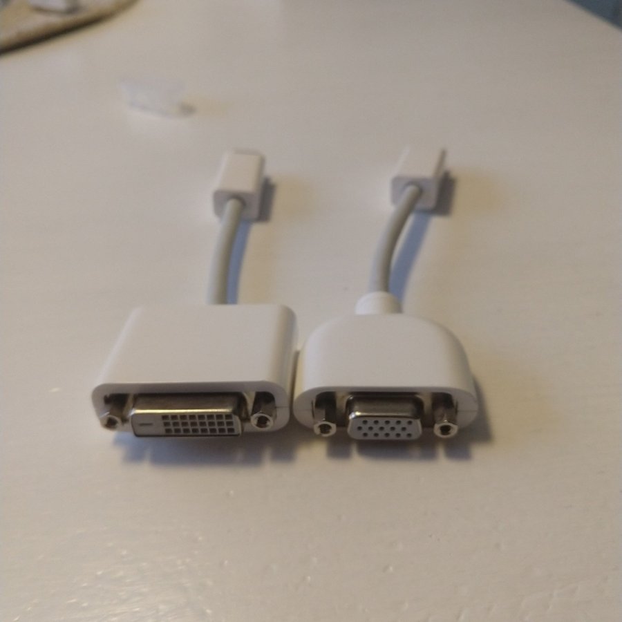 Mini DisplayPort to DVI och VGA