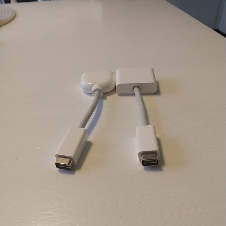 Mini DisplayPort to DVI och VGA