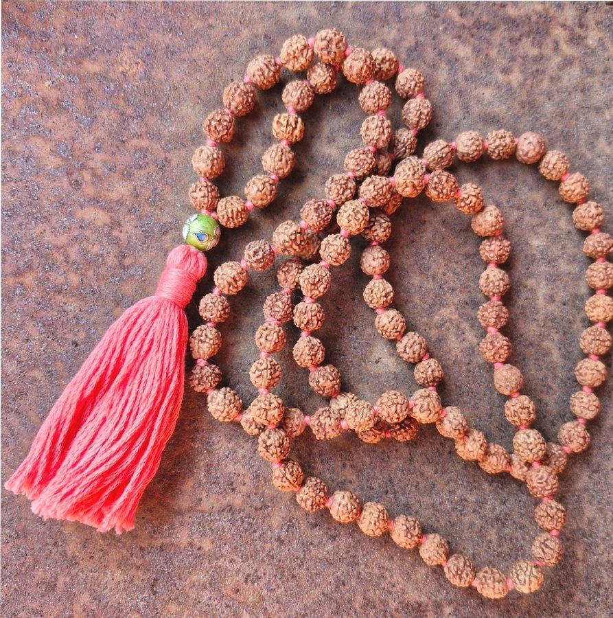 Japa Mala – Rudraksha med 108 pärlor