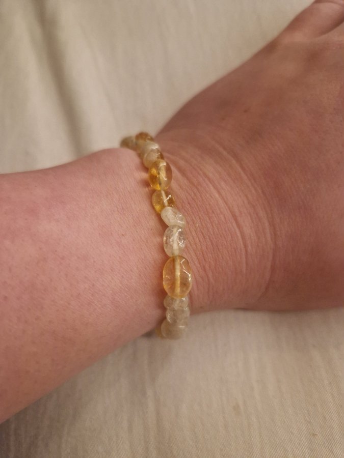 Citrine oregelbundna stenar armband