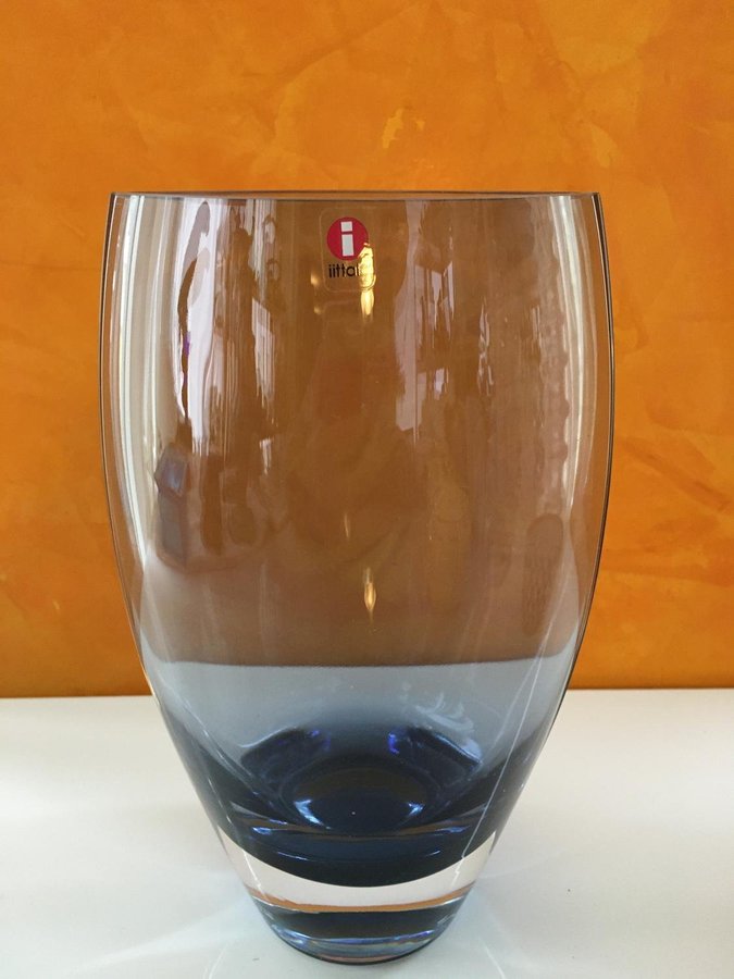 Tiina Norström glasvas  Leia  Iittala 1998 tal