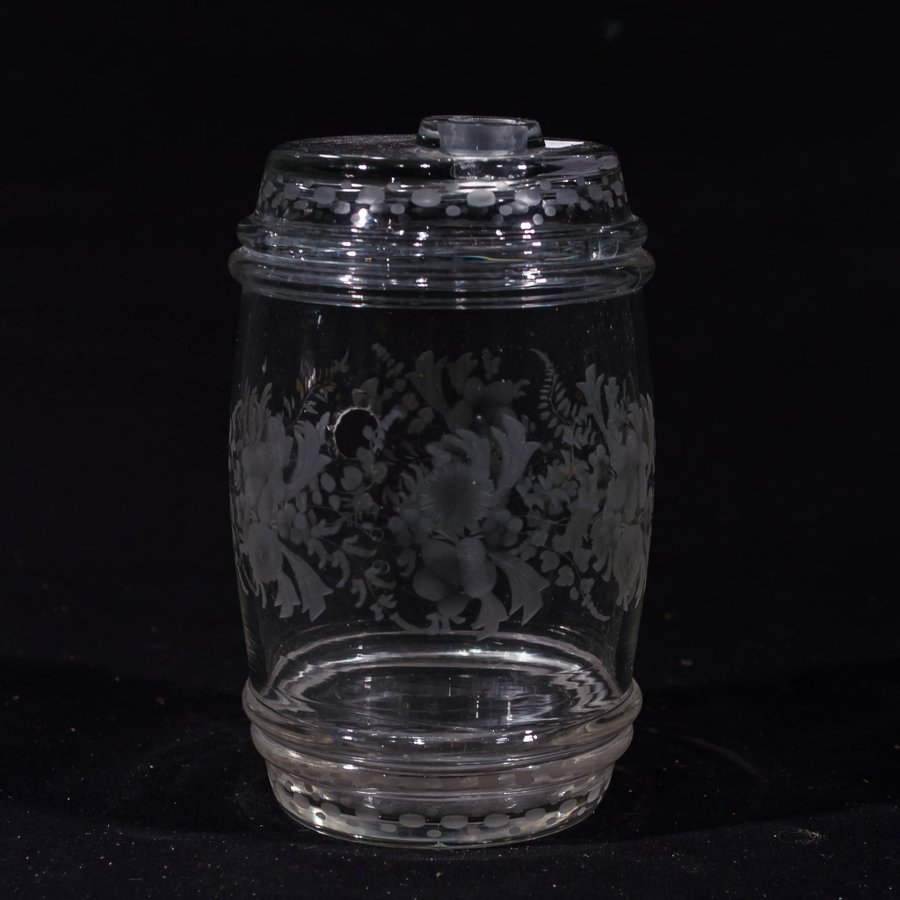 Brännvinskagge glas 1800-tal slipat mönster