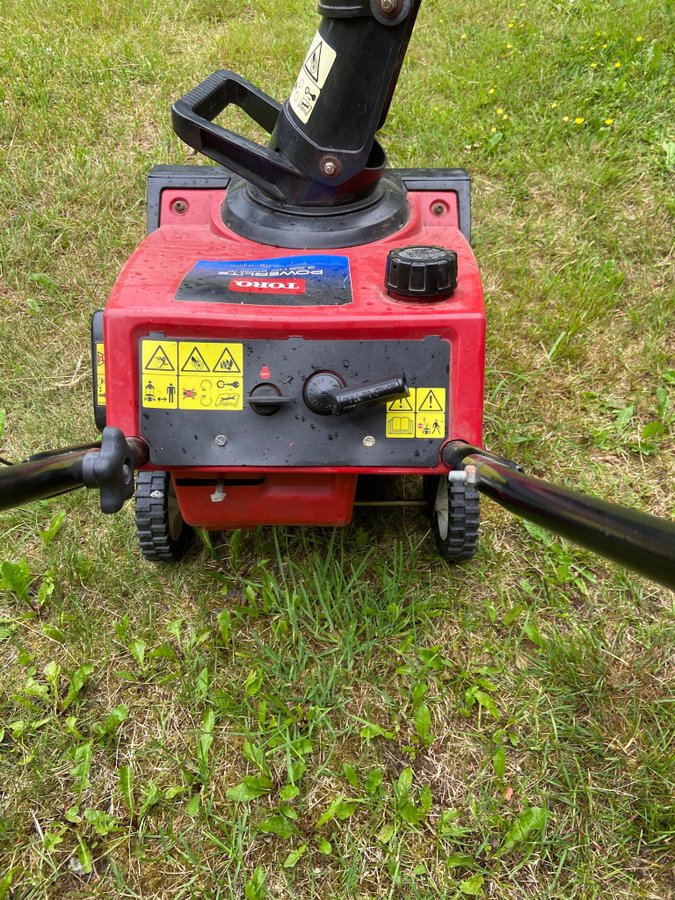 Toro Powerlite Snöslunga 3.25 HP i bruksskick