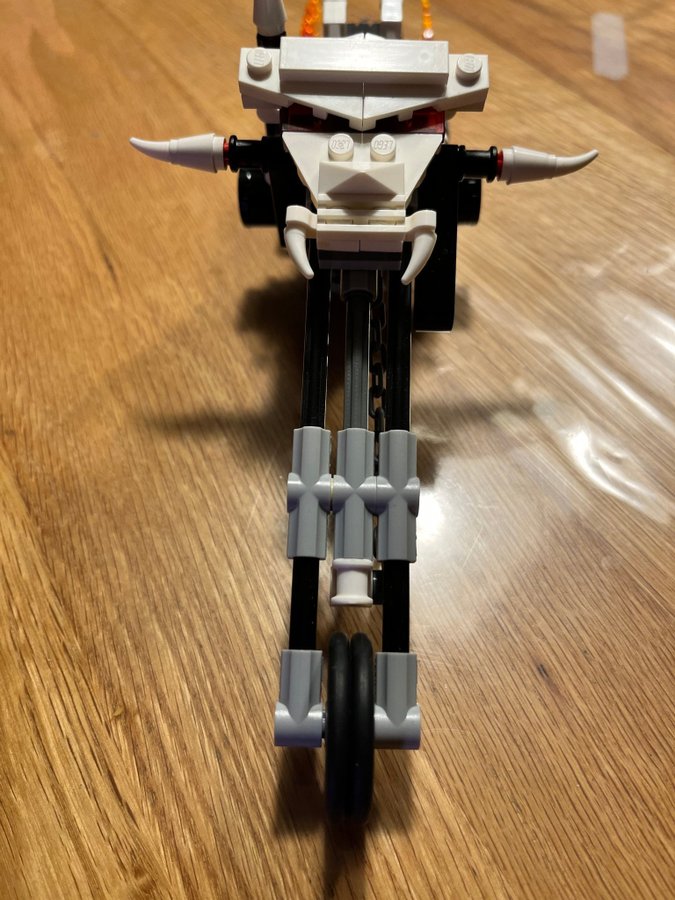 LEGO Ninjago 2259 - Skull Bike