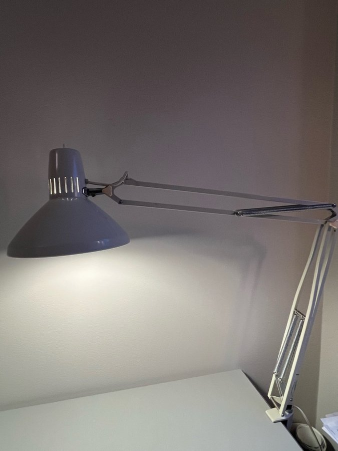 Arkitekt lampa med lång arm. Fynda,Retro, LEDU 2312