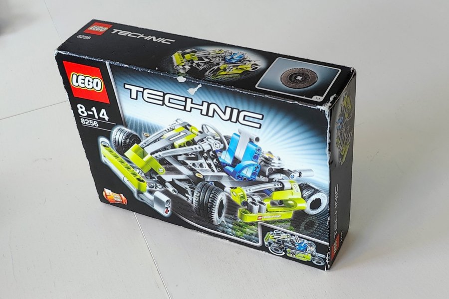 Lego Technic 8256 - Off-Road Buggy *OÖPPNAD*