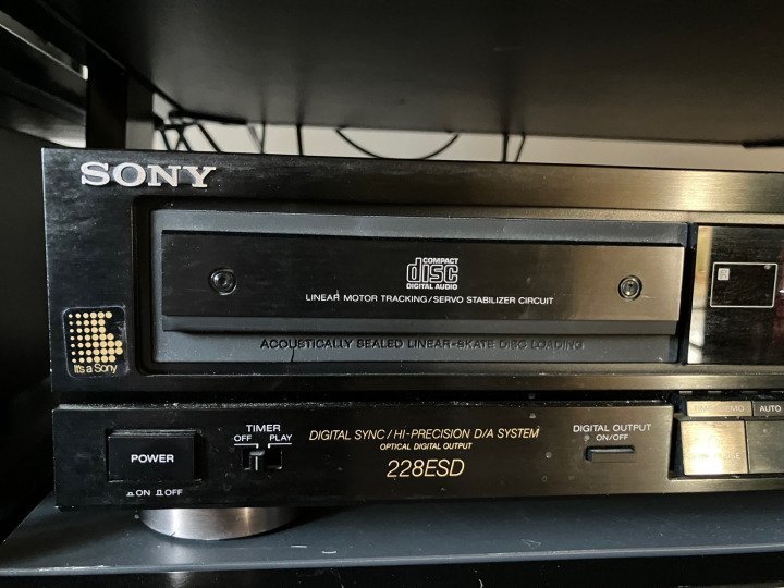 Sony CD-spelare 228ESD