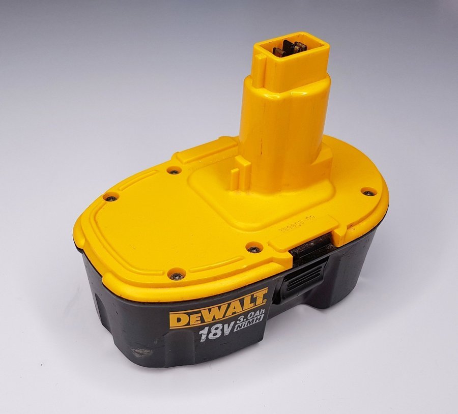 Upphängning batterihållare för DEWALT DC DW och BD 36 72 96 12 144 18V 4st