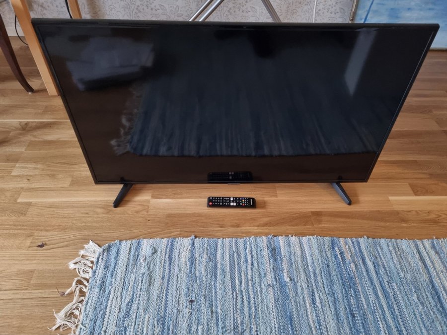 43" 4K Ultra HD Samsung smart tv UE43NU6025