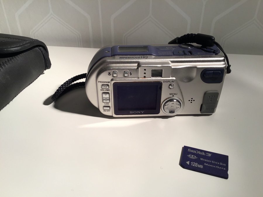 Sony Cyber-show DSC- P1 3,3 mp Digital Kamera