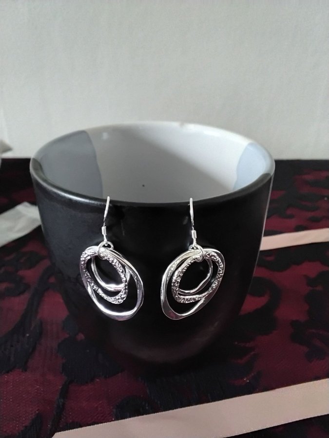 Silverörhängen med tre ringarsilver sterling 925silverpläterade 925 stämplade