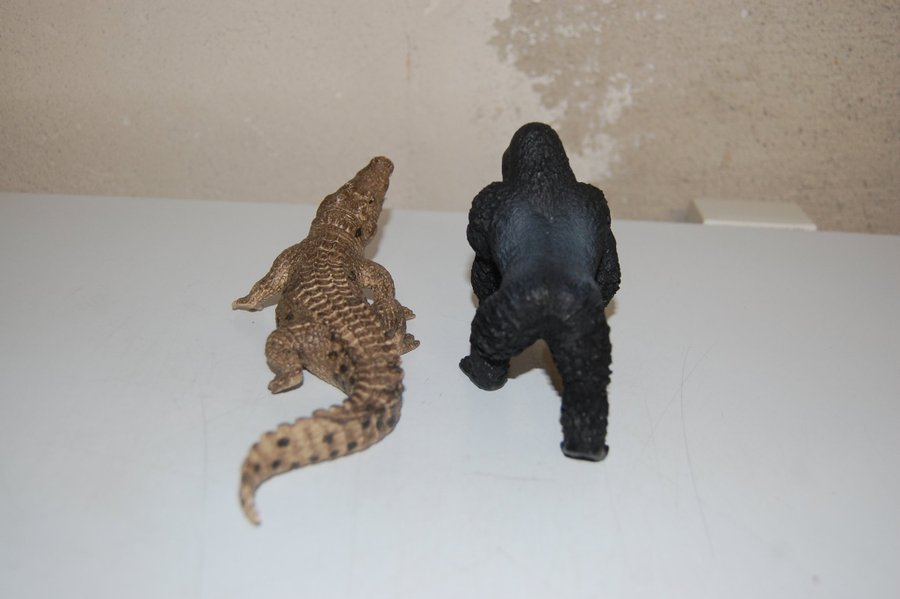 Schleich Krokodil och Gorilla