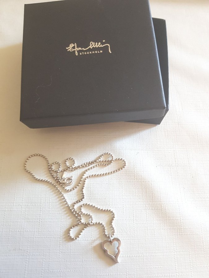 Efva Attling design: Halsband "Little Crazy Heart Pendant" 925 silver