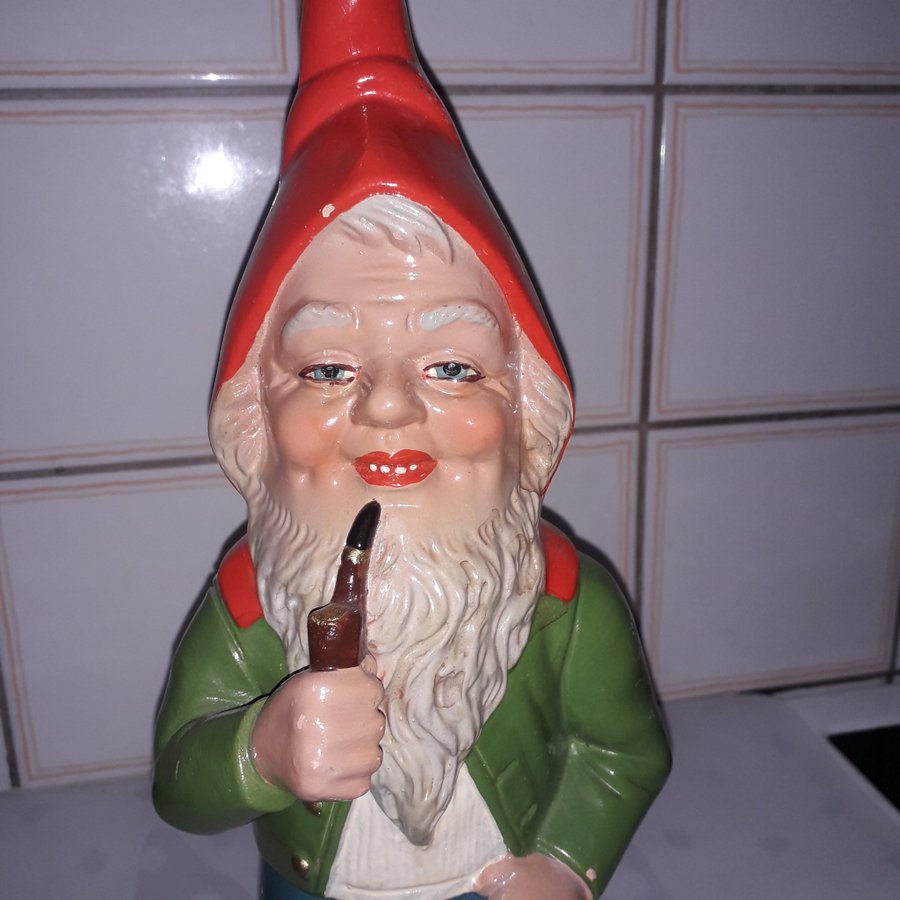 Stor gammal TOMTE / Med pipa / 35 cm