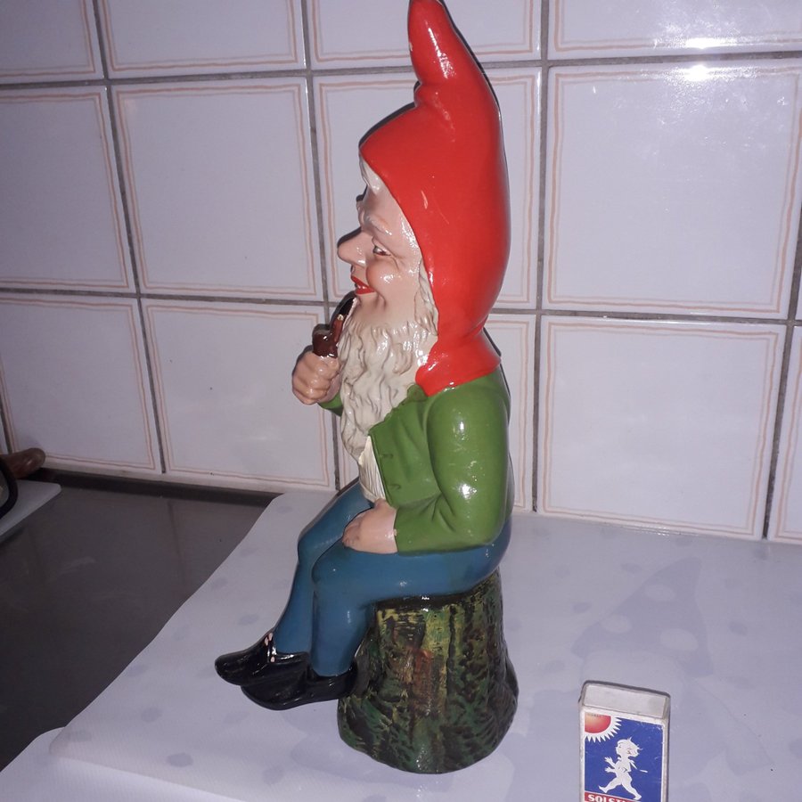 Stor gammal TOMTE / Med pipa / 35 cm