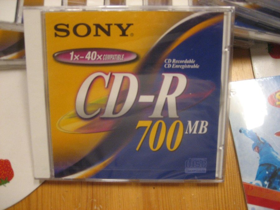Sony  CD-R skivor - 10 st + Ett Dataspel Supreme Snowboarding