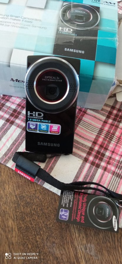 Samsung HD Memory Camcorder