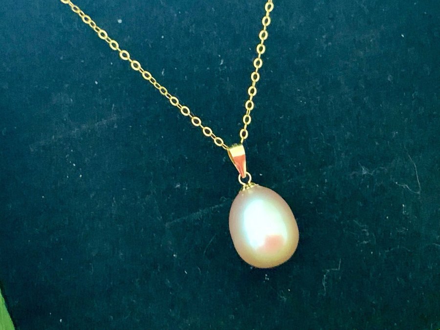 18k Gold Pearl pendant - festive season gift- stone queen