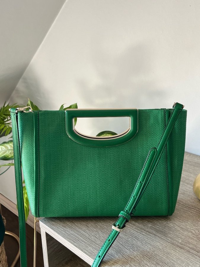 Kate Spade Alexia Green Straw Crossbody Clutch