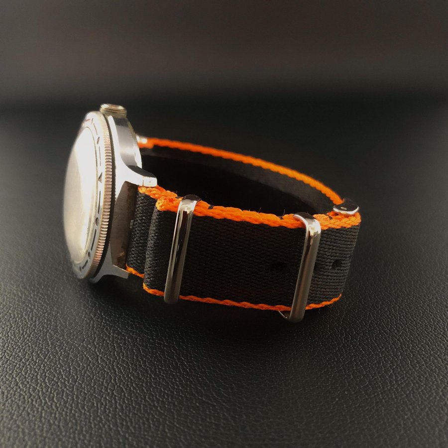 Nytt NATO band Svart med en orange kanter 18 mm