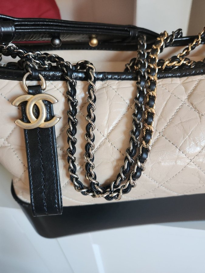 Äkta Chanel Gabrielle Bag  Kvitto  Box