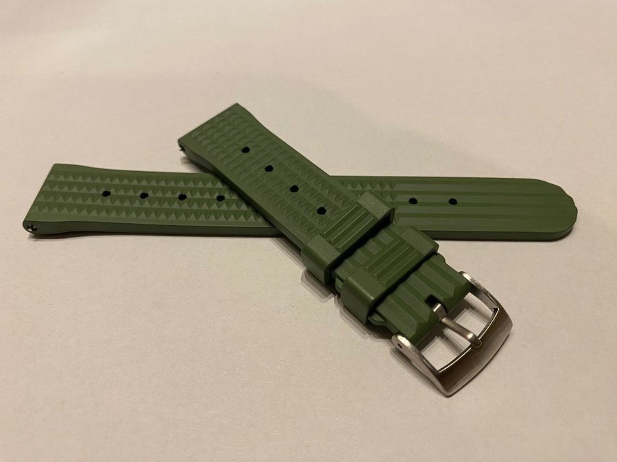 Klockband waffle FKM gummi 20mm Army green