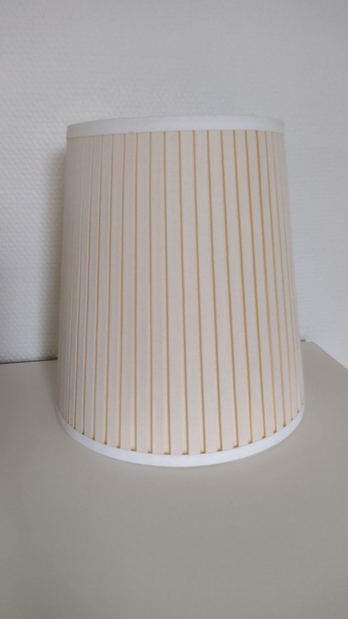 Beige/cremefärgad lampskärm - 25 cm