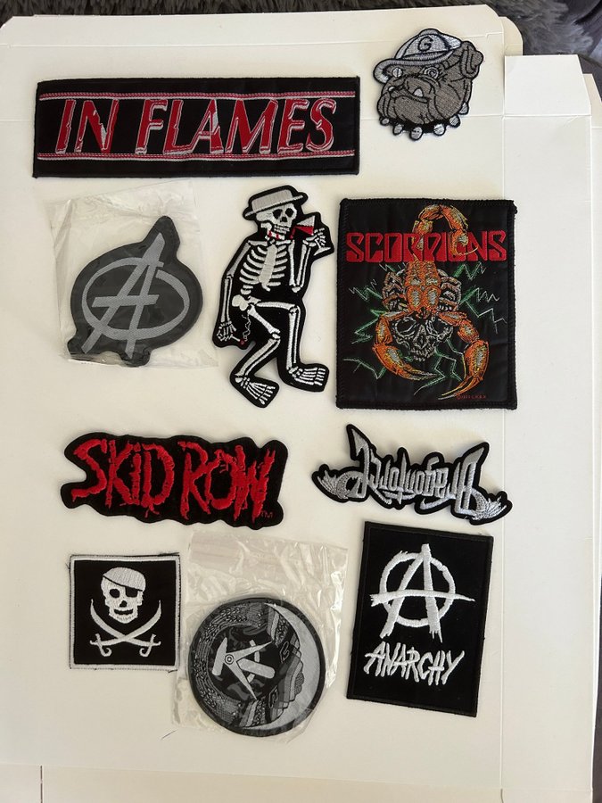 PATCHES BLANDADE 10 STYCKEN