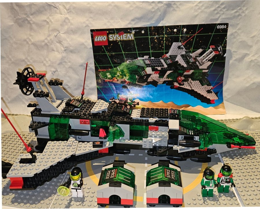 Lego 6984 Space Police HQ