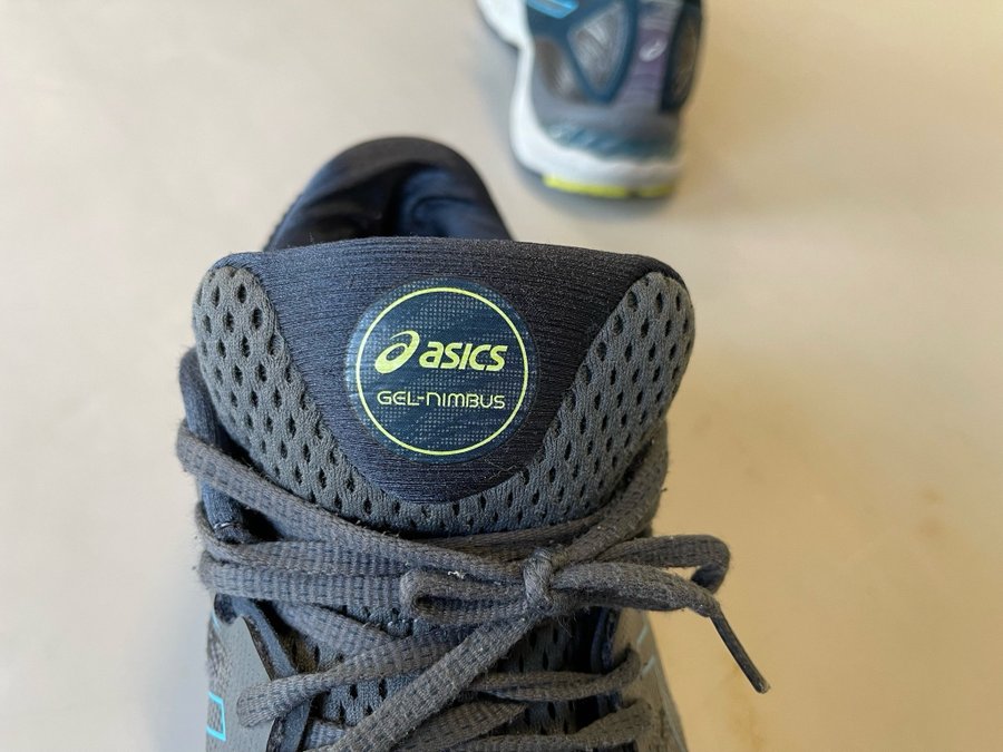 Asics Gel-Nimbus 23 Löparskor Storlek 44,5