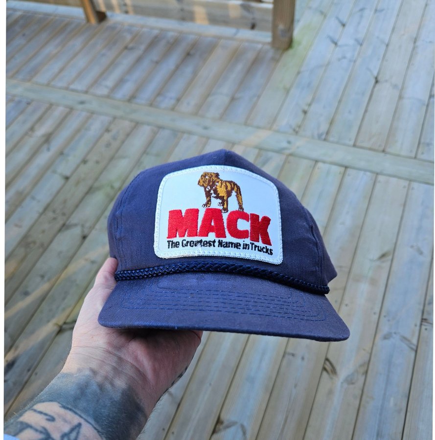 Vintage 90s Mack Trucks keps