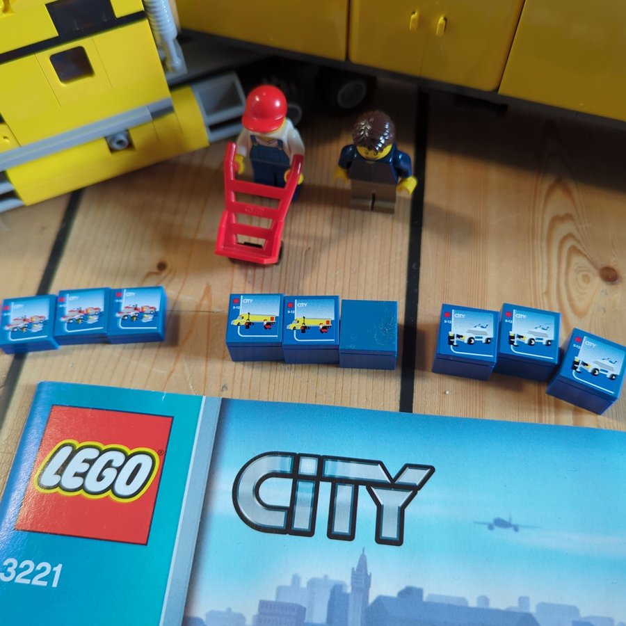 Lego City 3221 Lastbil med släp