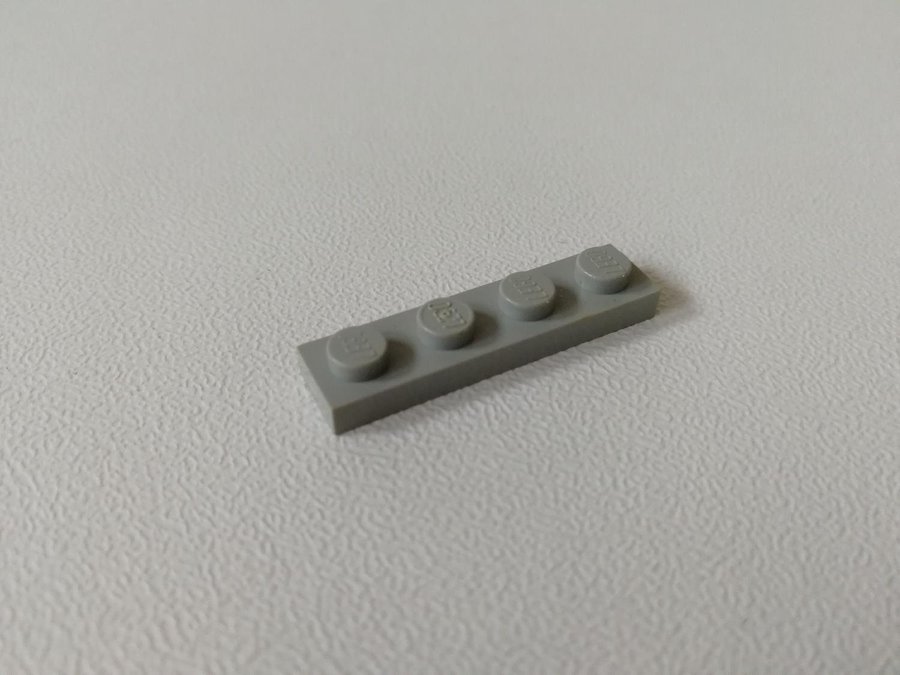 Lego - plate - platt - bas - 1x4 - part 3710 - ljusgrå (old light gray)