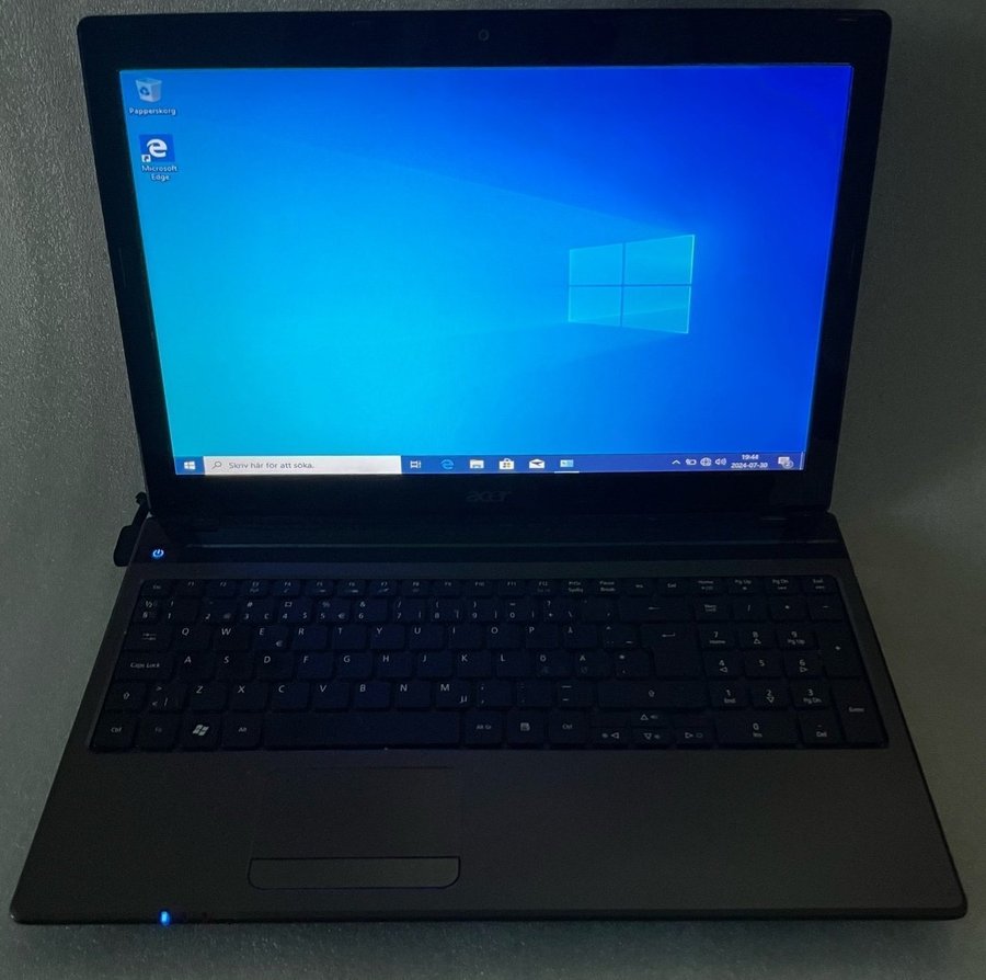 Acer Aspire 5750G. i3 CPU. Windows 10 PRO 64-bit.