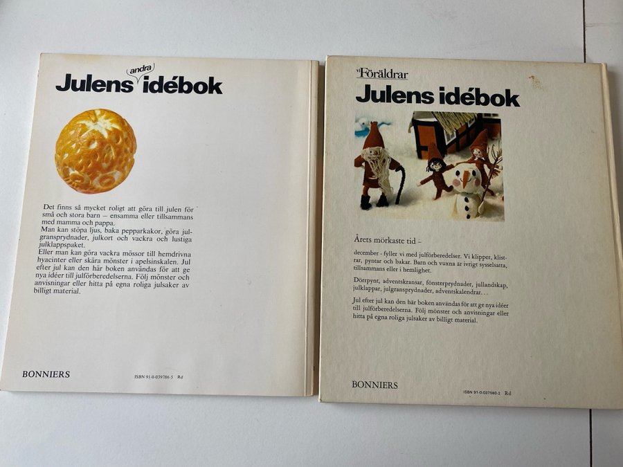 Julens idébok två böcker med en massa julpyssel, retro, vintage 70-tal