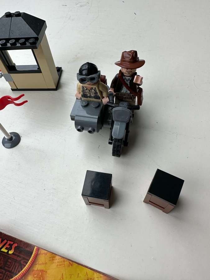 Lego 7620 Indiana Jones Motorcycle Chase