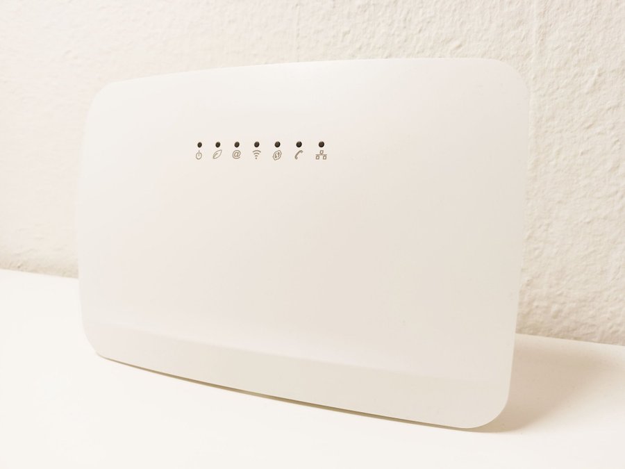 TELIA/SAGECOM WIFI ROUTER F@ST 5370E FÖR FIBER/STADSNÄT