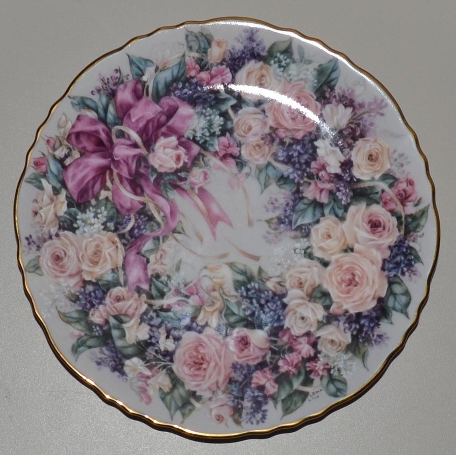 Tallrik The Bradford Exchange "Circle of Elegance"  Lena Liu d: ca 19 cm